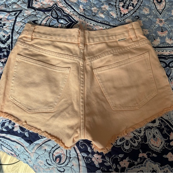 Light Pink Billabong Shorts - Picture 3 of 3